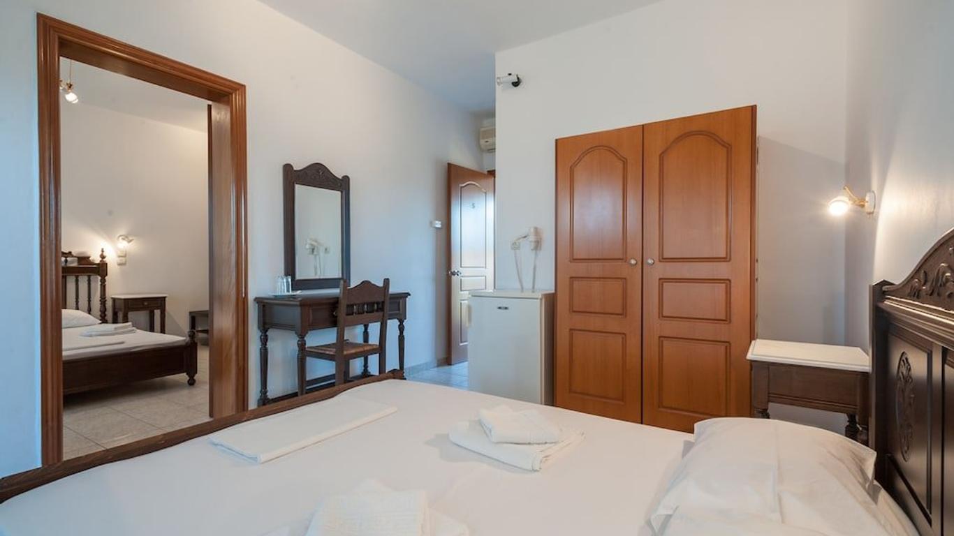 Evgatis Hotel