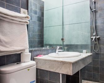 Hôtel Olympic - Fez - Bathroom