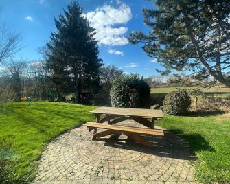 Relaxing Villa with Pool - Hamoir - Patio