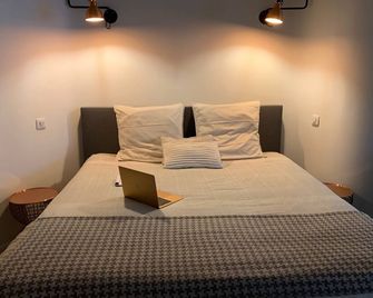 Suite with Private Spa 2 - Lille - Habitación