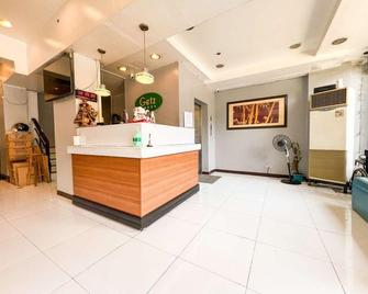 Getz Hotel - Manila - Recepción