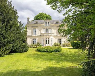 Domaine Beaumont - Vignoble & Maison d'Hôtes Vigneronne - Distré
