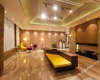 Home Inn (Xi'an Bell Tower) - Xi'an - Lobby