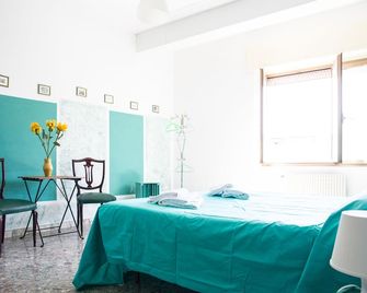 Next Stop Roma Affittacamere Casilino - רומא - חדר שינה