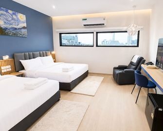 De Botan Bangna - Bangkok