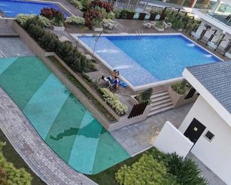 Mesaverte Residences Afs Suites - Cagayan de Oro - Pool