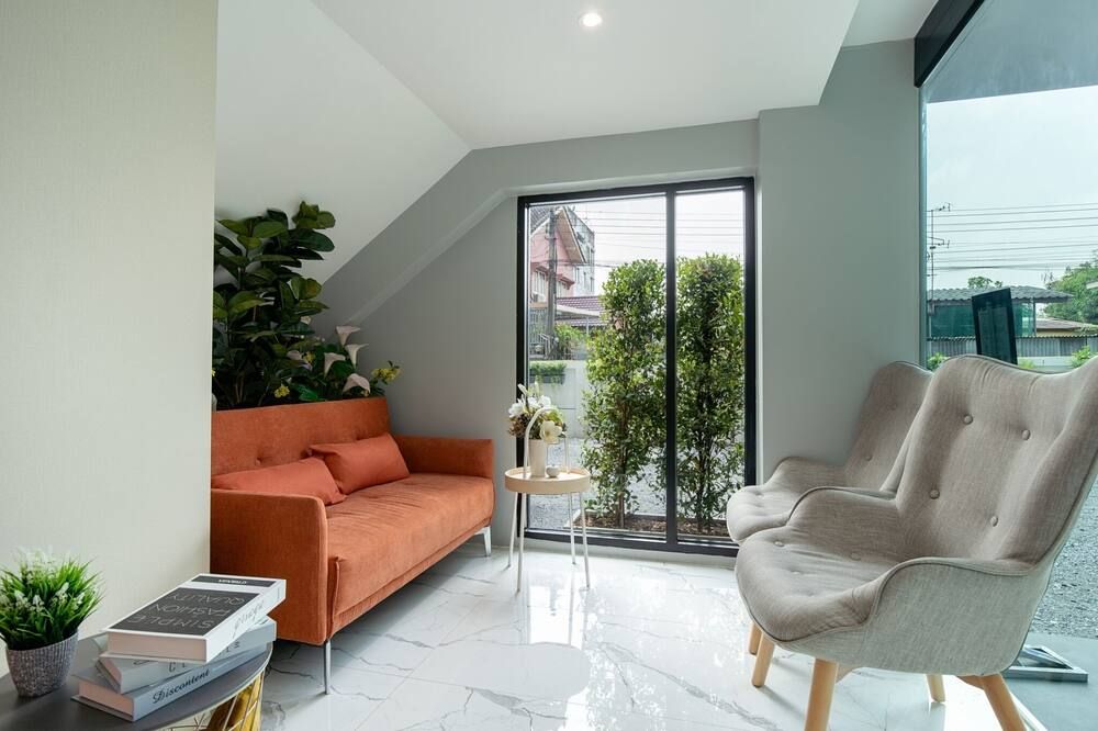 ذا ريسكي هوتل آت بانغفلات ستيشن - بانكوك - غرفة معيشة