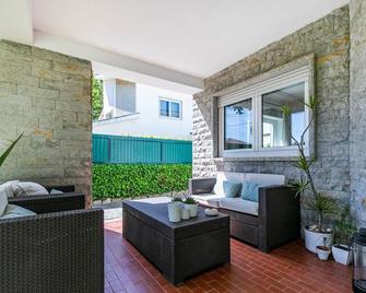 Estoril Beach Villa - Estoril - Hol