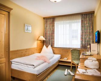 Landhotel Steindlwirt - Dorfgastein - Dormitor