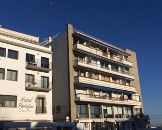 Hostal Portofino - Arenys de Mar - Building