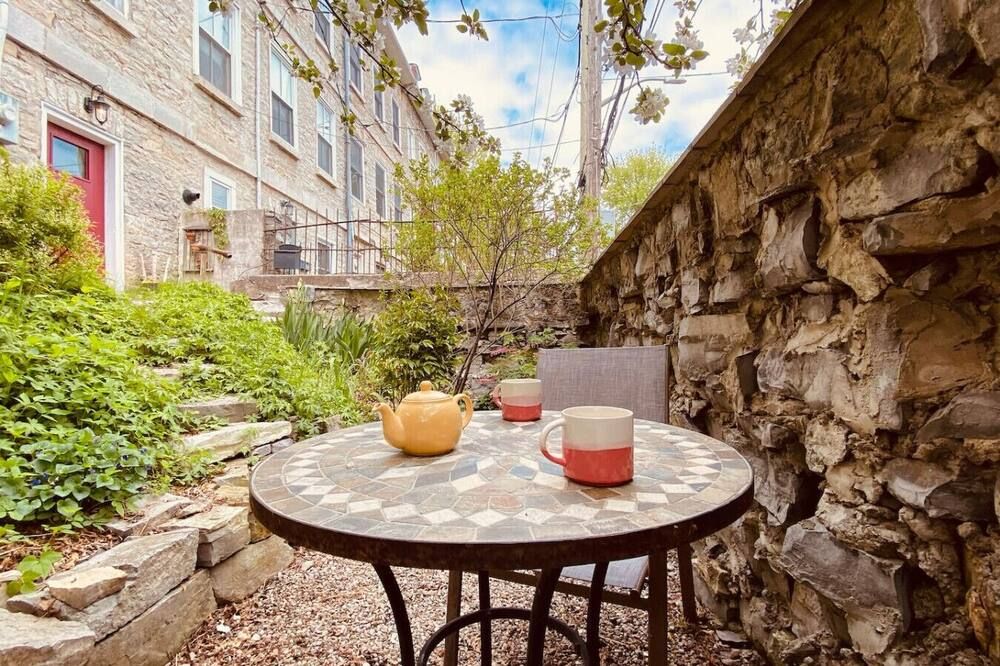 Kingstonstays Historic Downtown Hideaway - Kingston - Patio