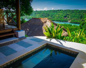 Twin Island Villas & Dive Resort - Nusa Penida