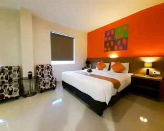 Miyanna Hotel - Medan - Habitación