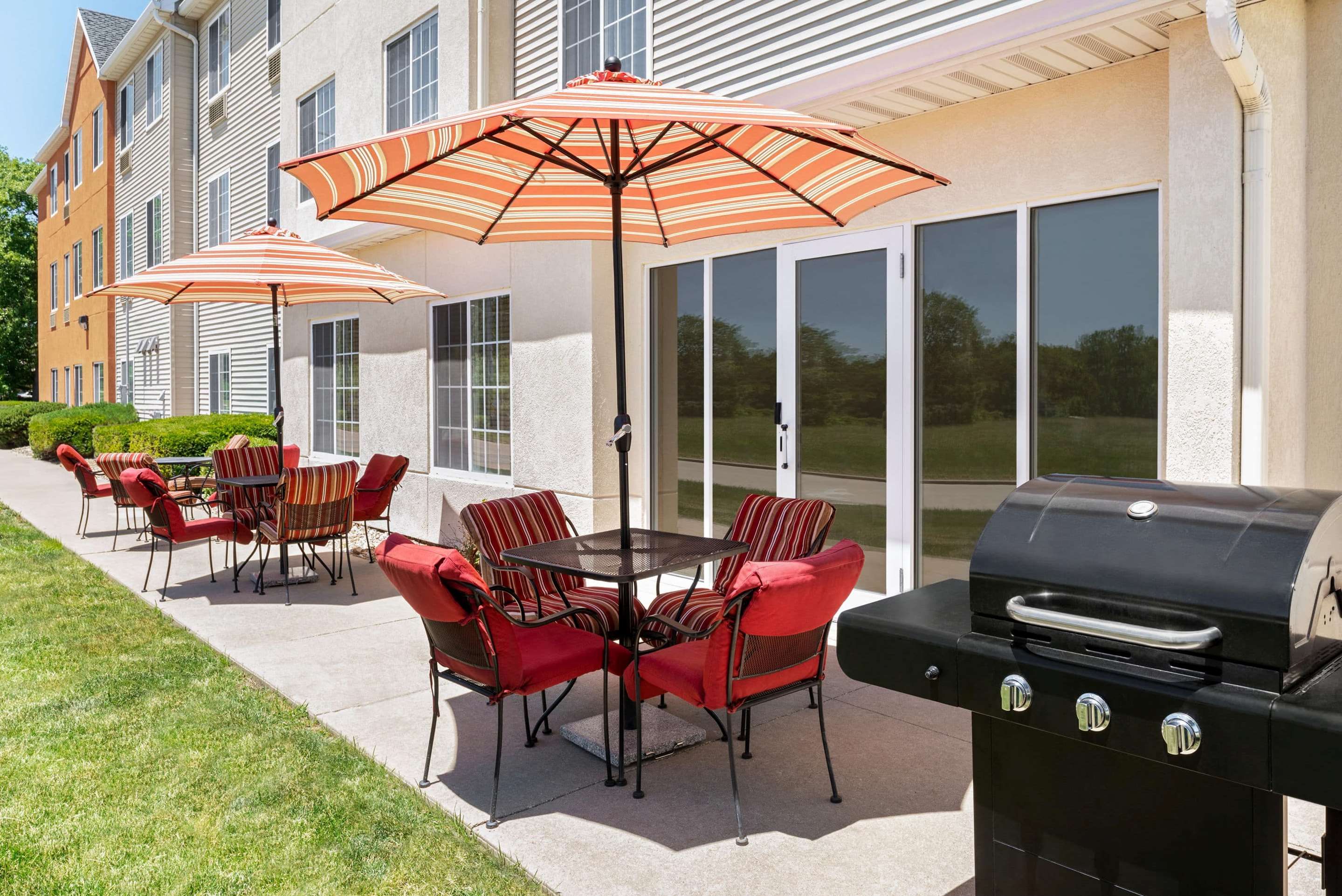 Hawthorn Extended Stay by Wyndham Decatur - Decatur - Terasa