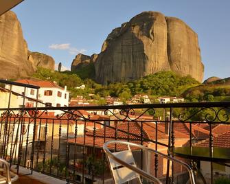 Guesthouse Lithos - Kalabaka - Parveke