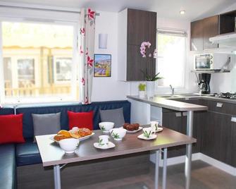 Mobil Homes Vacances - Grimaud - Dining room