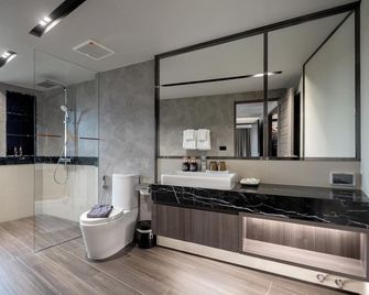 We Hotel Riverfront - Bangkok