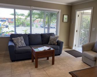Casitas Coral Ridge - Fort Lauderdale - Living room