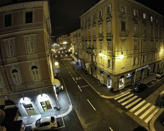 Nuovo Albergo Centro - Trieste - Cảnh ngoài trời