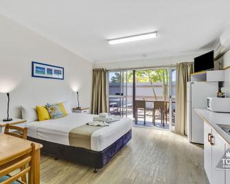 Tasman Holiday Parks - Airlie Beach - Airlie Beach - Bedroom