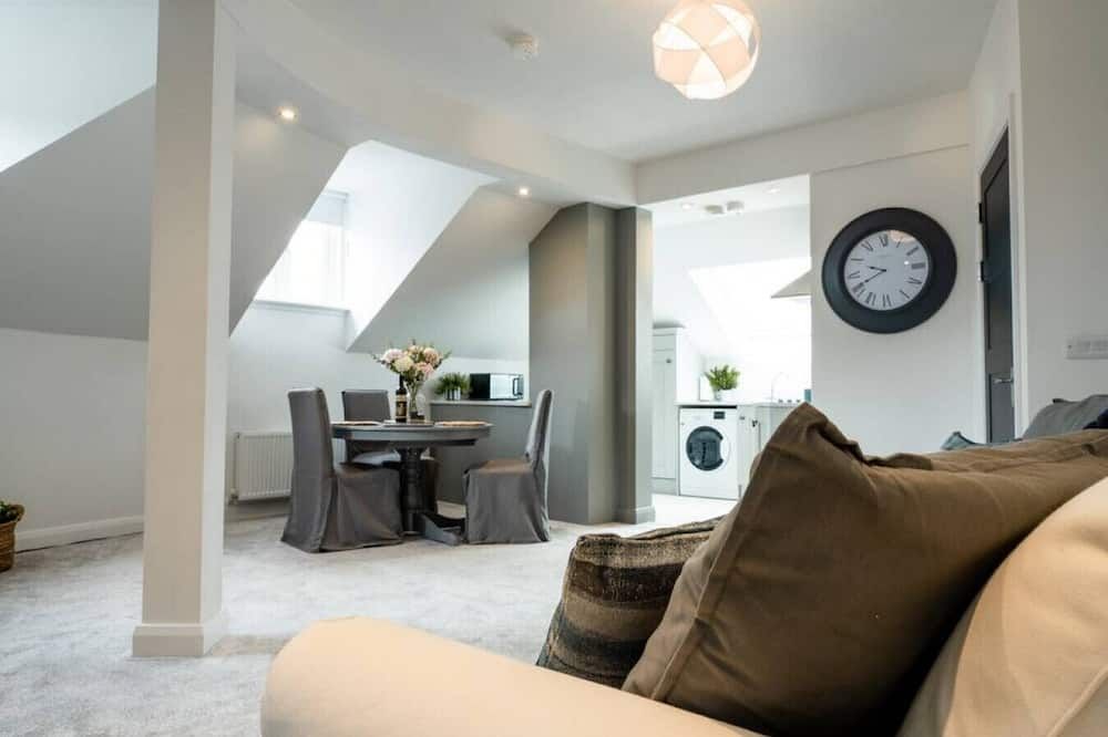 Bryan Street Apartments - Larne - Вітальня