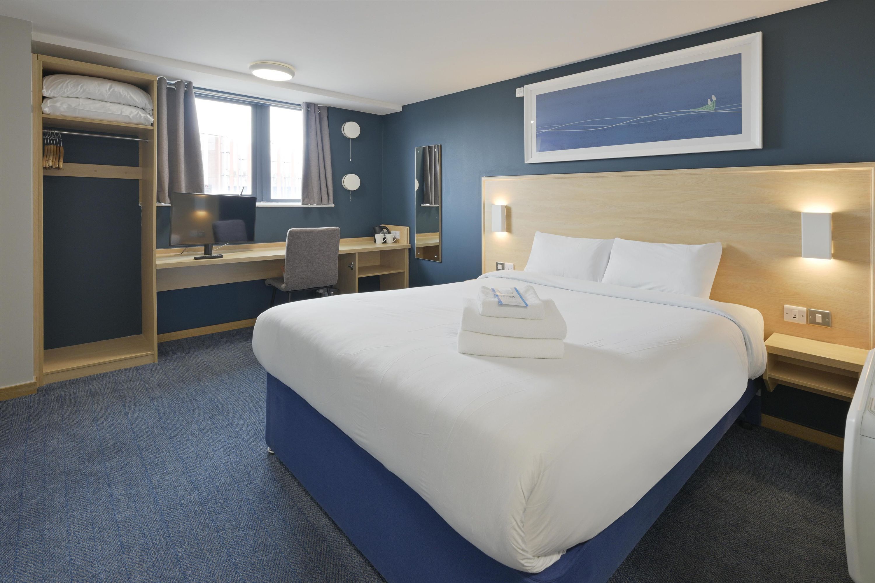 Travelodge Swindon Central - Swindon - Bedroom