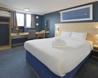 Travelodge Swindon Central - Swindon - Habitación