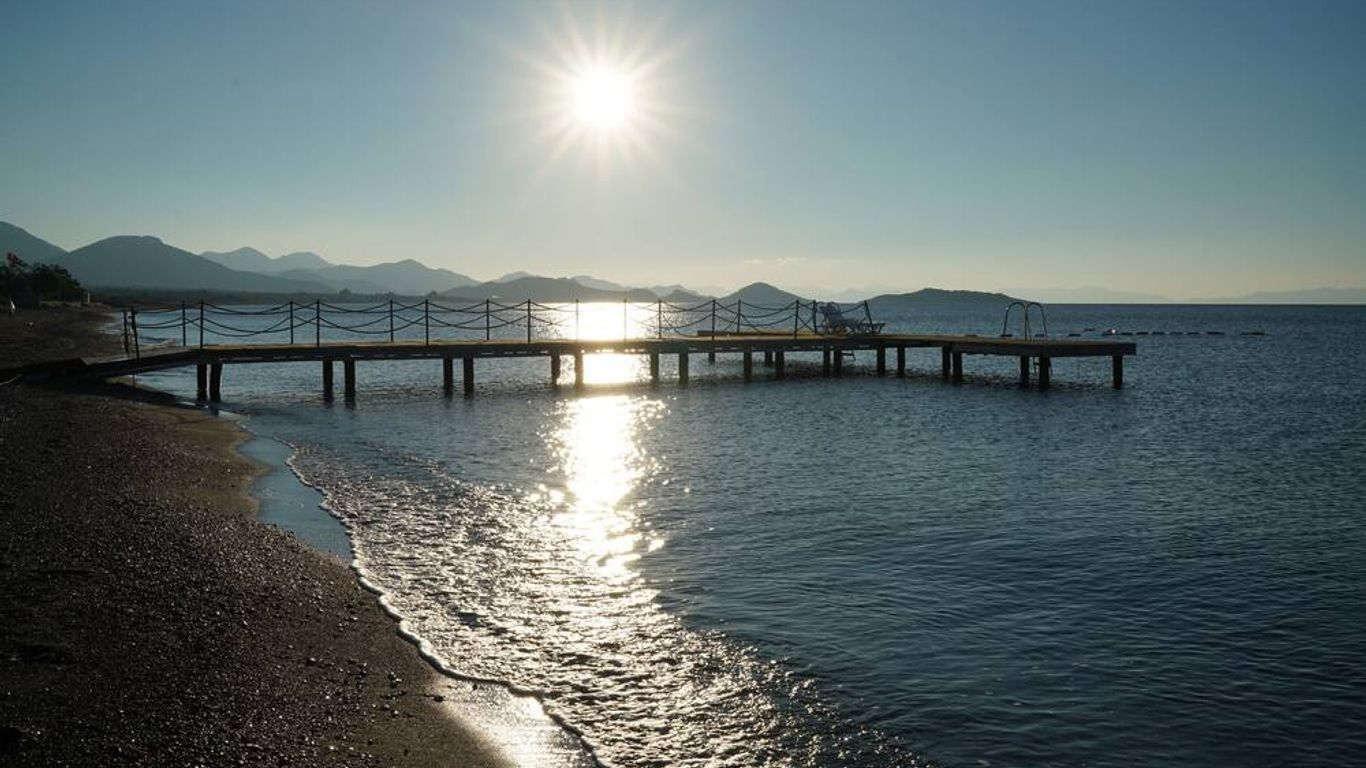 Flow Datca Surf & Beach Hotel