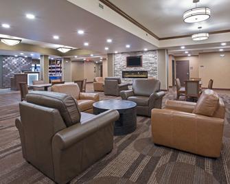 Best Western PLUS Lincoln Inn & Suites - Lincoln - Lounge