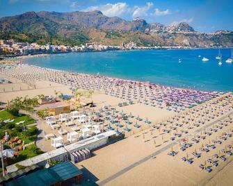 Kalaskiso' - Giardini Naxos - Strand