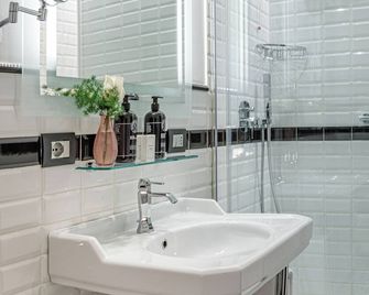 The Independent Suites - Rome - Bathroom