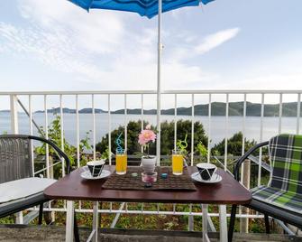 Apartment Giovani - Slano - Balcony