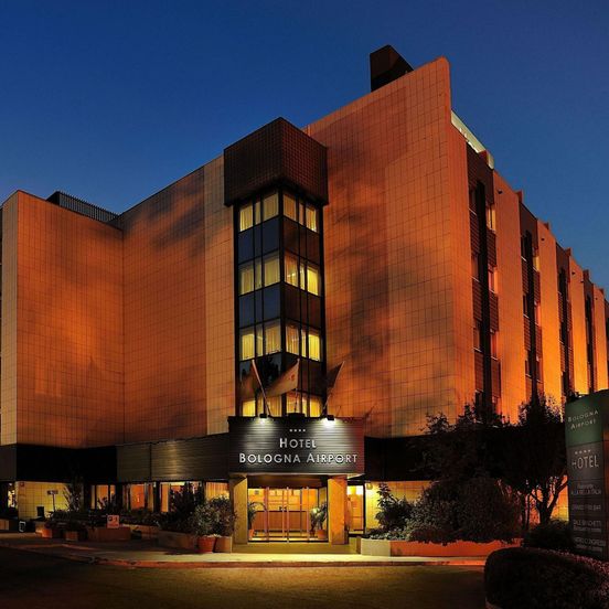 Hotel Bologna Airport image 1