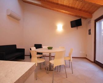 'La Terrazza Di Castiglione' Appartamenti Vacanza - Castiglione della Pescaia - Essbereich