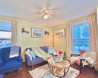 Easter Sale 1BR Big Kitchen by River and Trails - Bridgewater