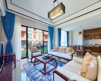 Xinglun International Apartment (Foshan Meidi Wuhu Shop) - Foshan - Living room