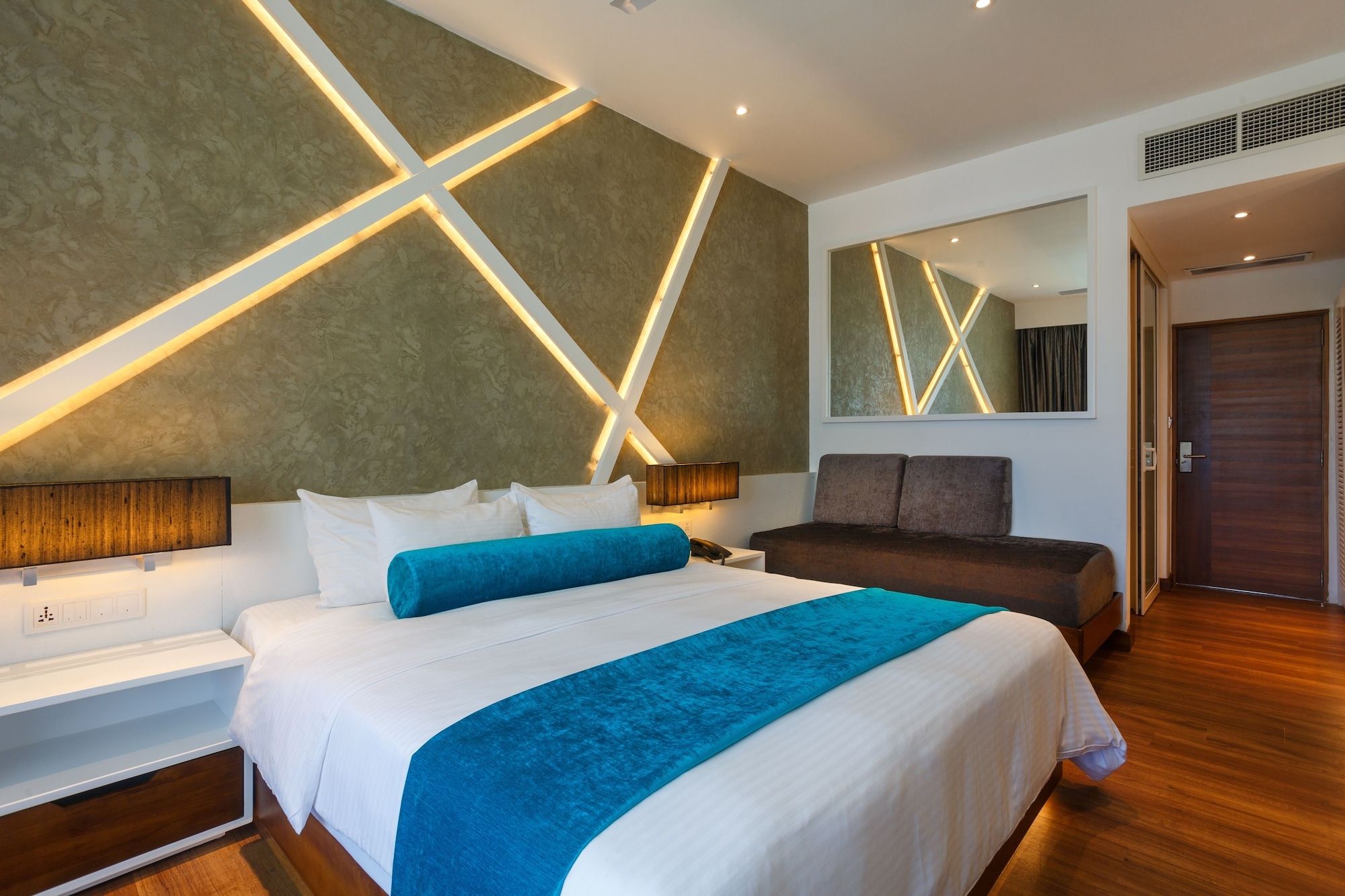 Camelot Beach Hotel - Negombo