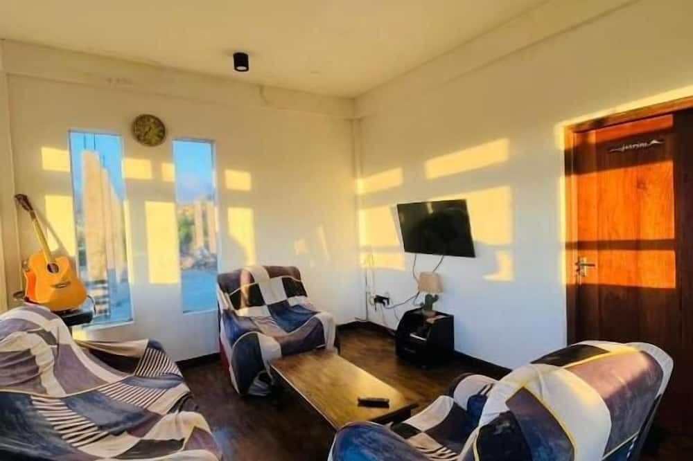 ذا بدجيت وايت هاوس نوارايليا - نوارا إيليا