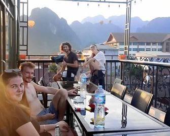 Champa Inn Hotel - Vang Vieng