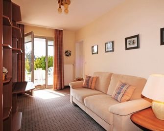 Haus Am Steinberg - Bad Driburg - Huiskamer