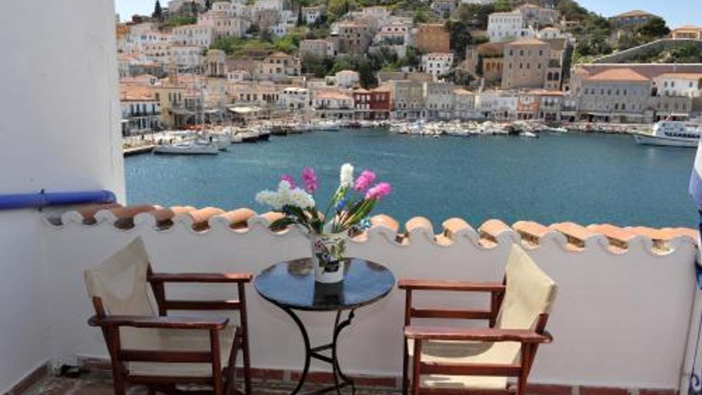 Delfini Hotel