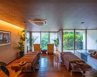 沖繩東方丘陵度假村 - 恩納 - 大廳