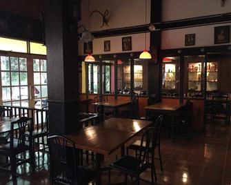 Kruatier Mansion - Si Sa Ket - Restaurante