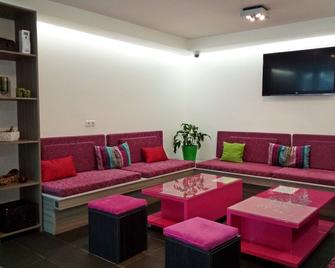 Hostel Massimo - Sarajevo - Sala de estar