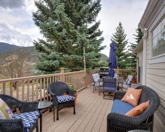 Empire Vacation Rental w/ Fire Pit & Gas Grill! - Empire