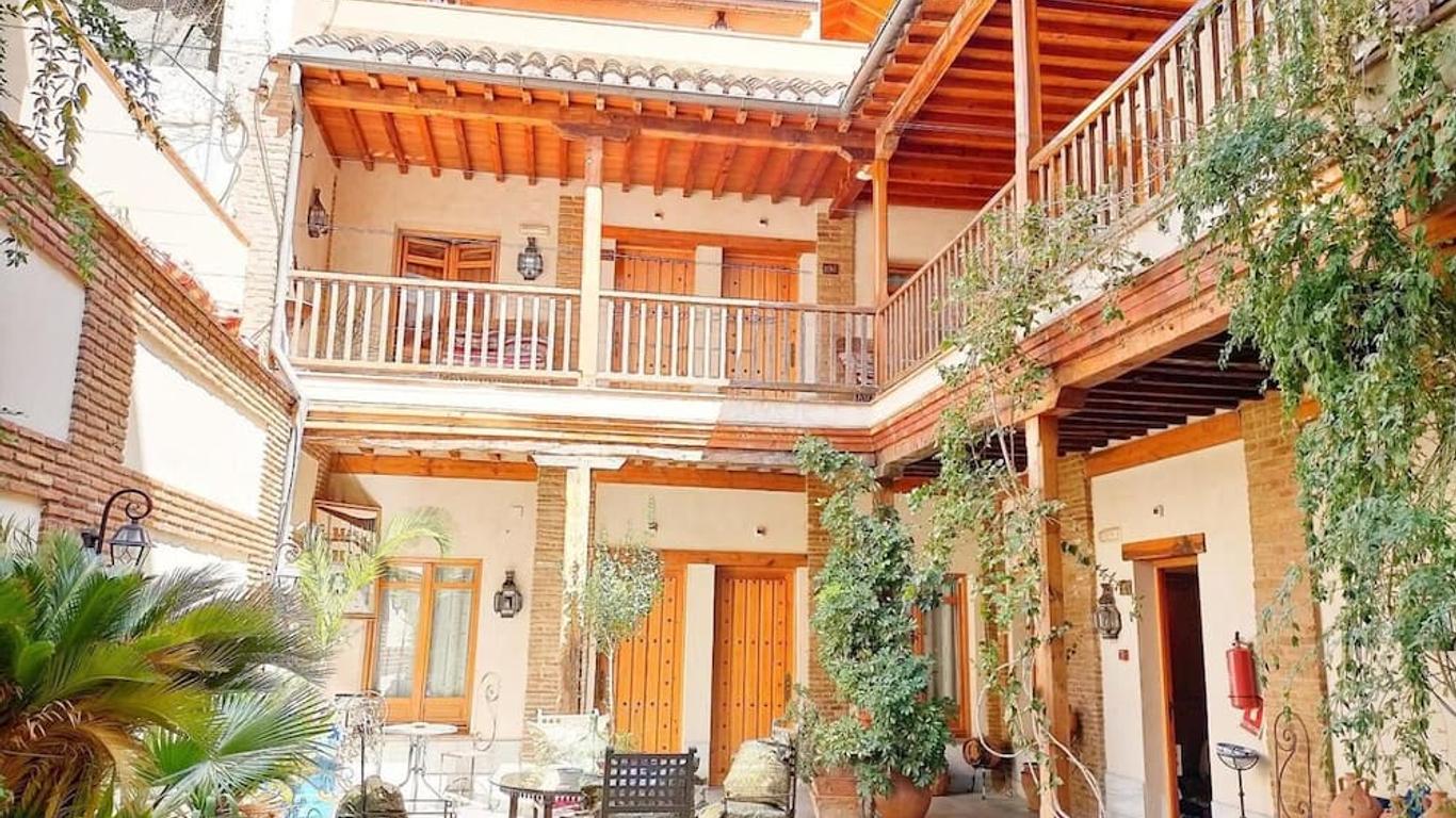 Abadia Hotel