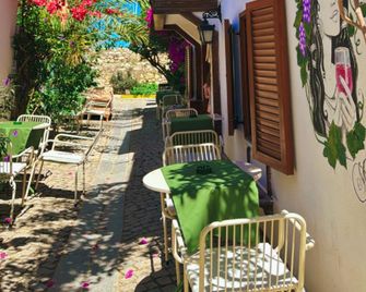 Pangea Sigacik Suite Hotel & Bistro - Seferihisar - Edificio