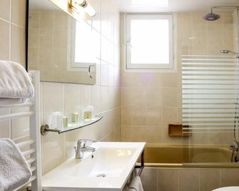 Logis Hôtel Restaurant les Charmettes - Argelès-sur-Mer - Badrum