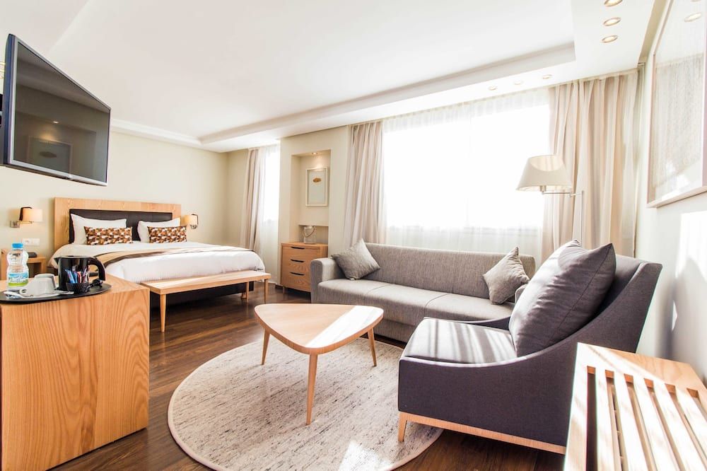 Le Pietri Urban Hotel thumbnail 3