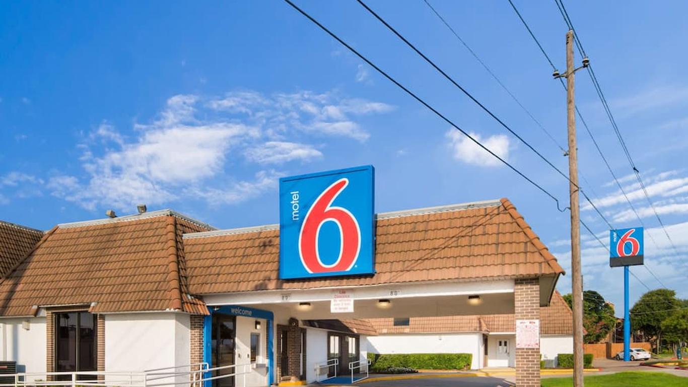 Motel 6 Dallas - Duncanville